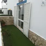 Carrapateira Lodge بيت ضيافة *