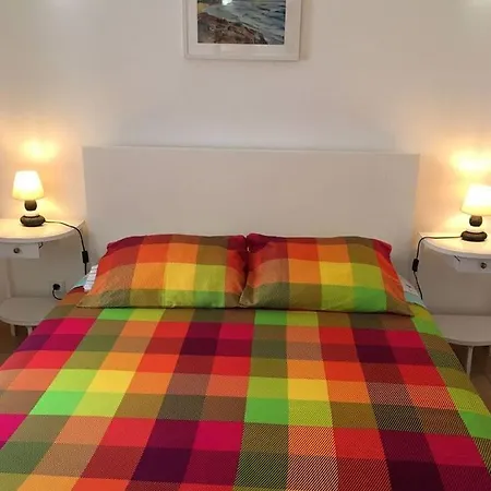 ゲストハウス Carrapateira Lodge *