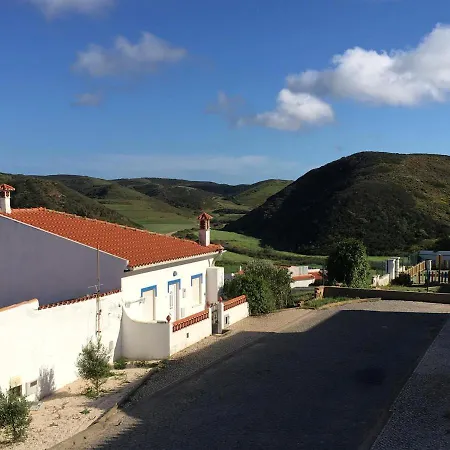 Carrapateira Lodge كاراباتيرا