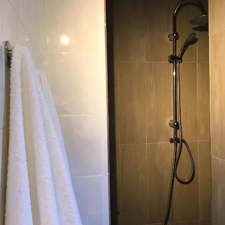 Carrapateira Lodge بيت ضيافة كاراباتيرا