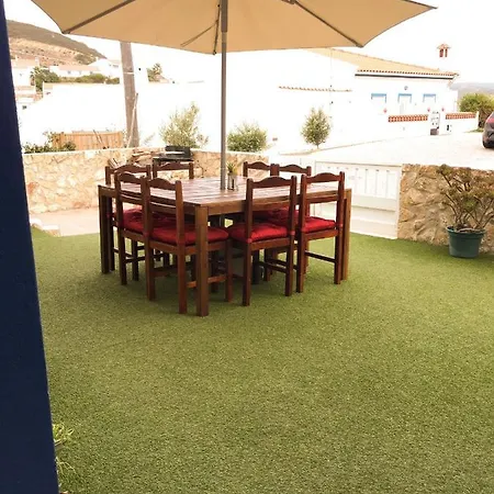 بيت ضيافة Carrapateira Lodge *