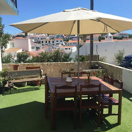 בית הארחה Carrapateira Lodge קראפטיירה