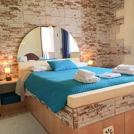 Carrapateira Lodge *