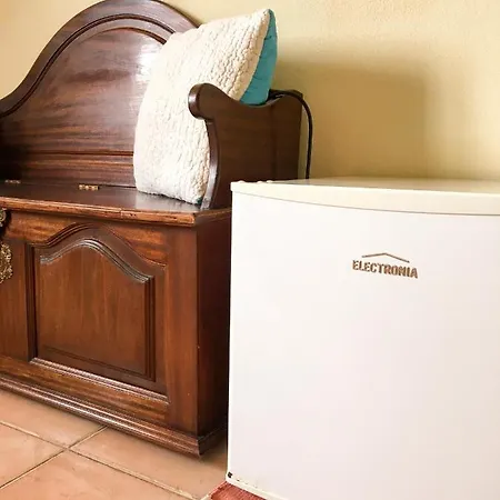 Carrapateira Lodge بيت ضيافة